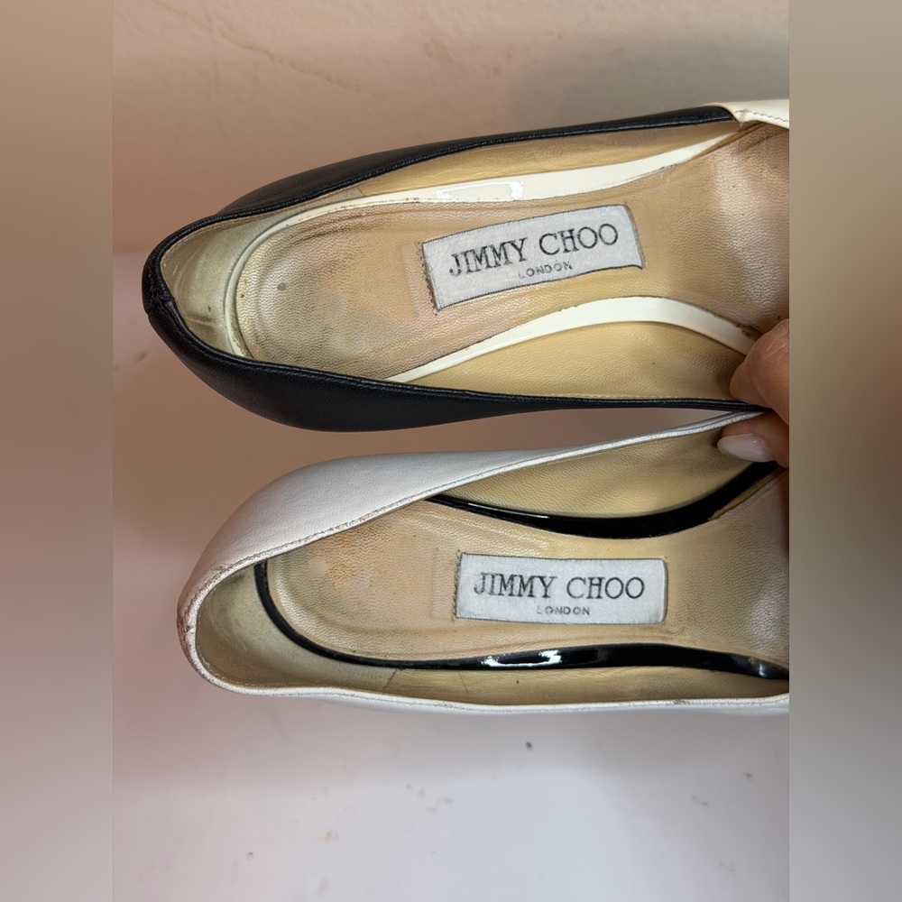 Jimmy Choo Love Pumps in a Black/White Two-tone Leather and Patent finish - Picture 2 of 11
